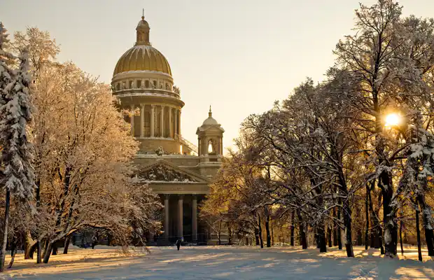 Недельный новогодний тур в Санкт-Петербург на поезде - Изображение 0