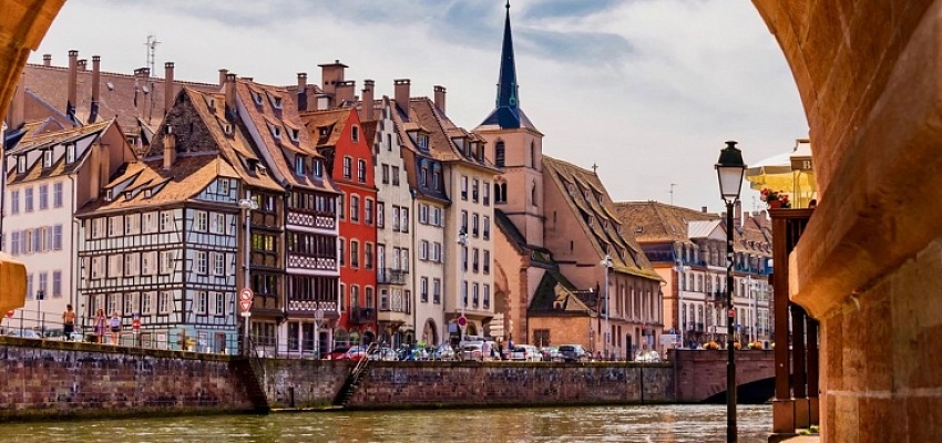 Весеннее пробуждение Франции и Швейцарии (для организованных групп)  - Изображение 0