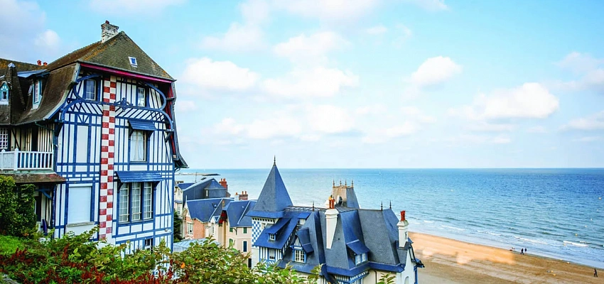 ТРИ СЧАСТЛИВЫХ ДНЯ В ПАРИЖЕ - Изображение 0