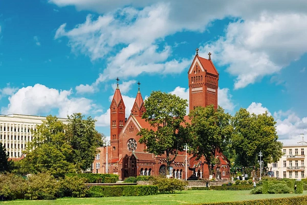 Об­зор­ная экскурсия по Минску