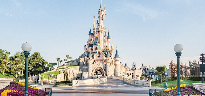  Полет в сердце романтики: 8 марта в Париже - Изображение 0