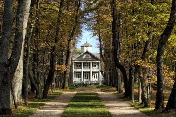 Легенды Пскова (автобусный тур): Пушкинские горы - Псков - Печоры