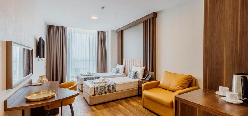 Отель "Navi" - Изображение 0