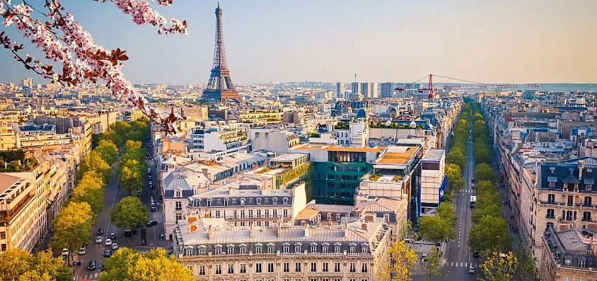  Полет в сердце романтики: 8 марта в Париже - Изображение 0