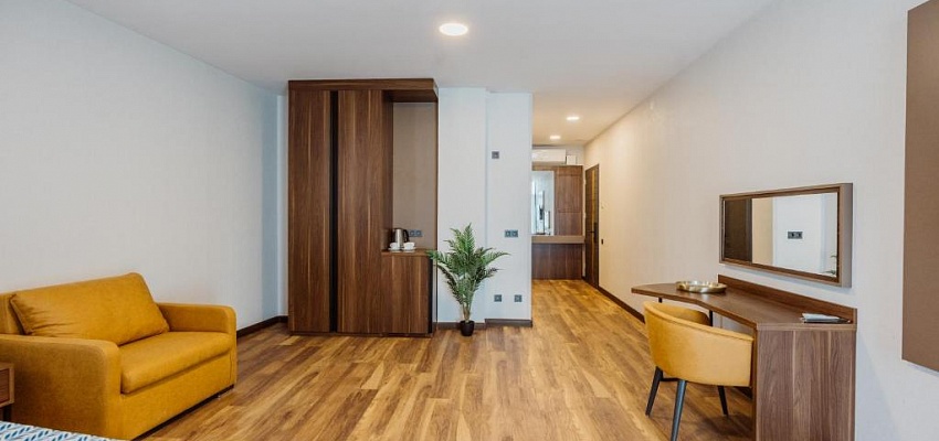 Отель "Navi" - Изображение 0